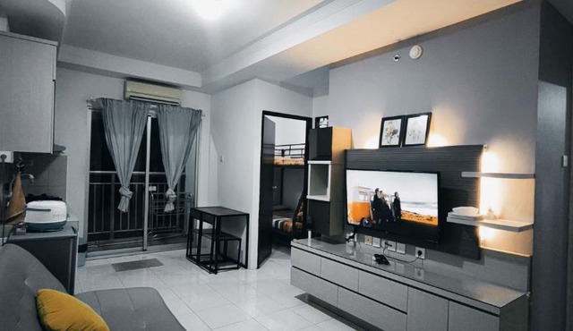 Mediterania Garden 2 - Spacious 2BR by Central Park Mall in Jakarta