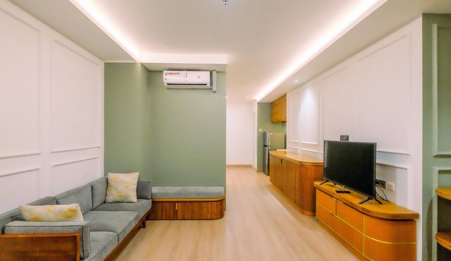 Modern Look 2BR at Sentul Tower Apartment
