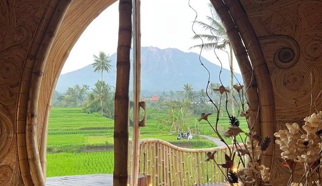 Mula Bali Bamboo Villa in Selat