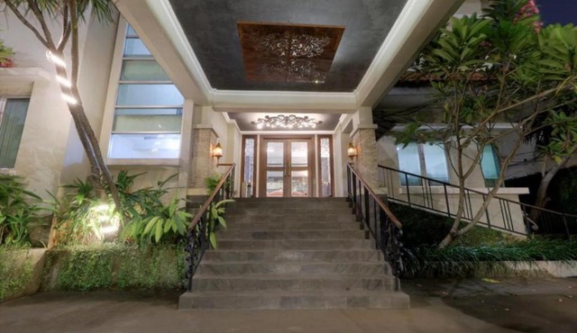 Mutiara Suites