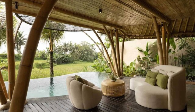 One Bedroom Villa Private Pool with Rice Field View in Ubud in Gianyar