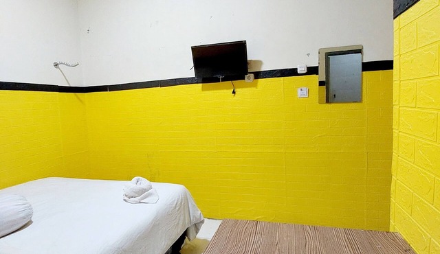 OYO 93332 Kharis Home Stay