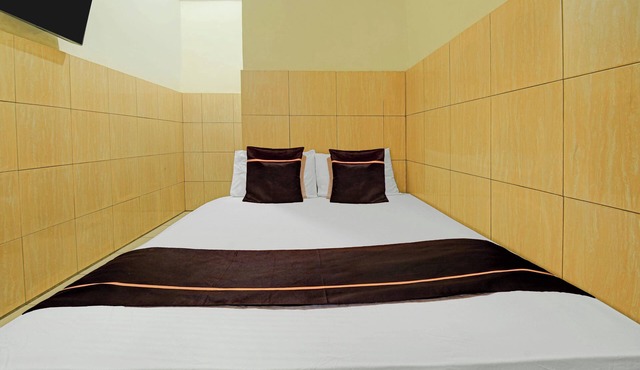 OYO 95189 Aza Guesthouse in Makassar