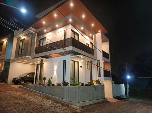 Papi Villa O3 Executive Class