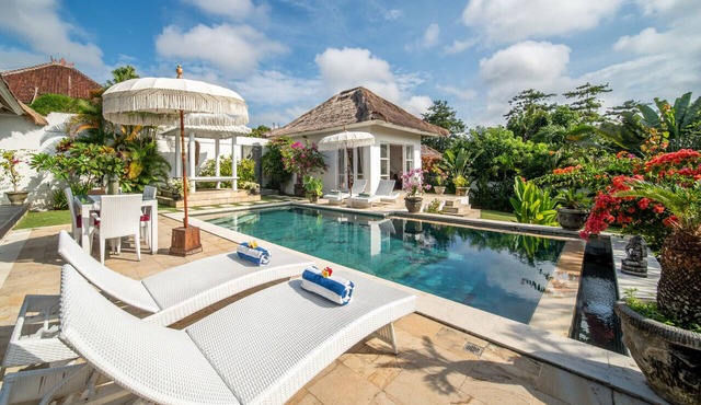 Private Pool | Pool Views from Bedrooms | Garden in Uluwatu