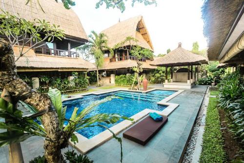 Radiant Jepun Villa in Legian