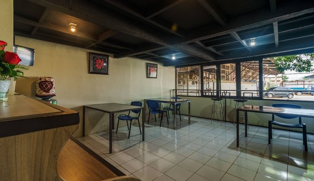 RedDoorz near Cikampek Mall Karawang