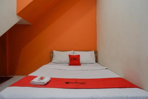 RedDoorz near Majapahit Semarang 2 in Semarang