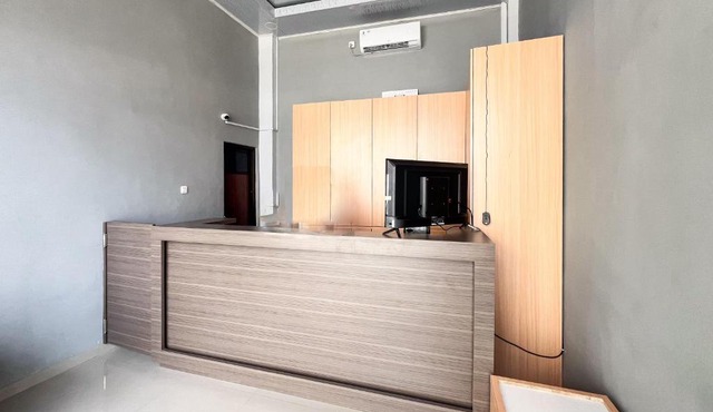 RedDoorz Plus at New Favour Hotel Gunung Dempo in Bumiagung
