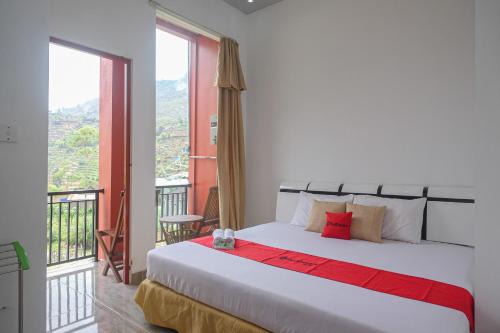 RedDoorz Syariah near Gerbang Dieng 2 in Dieng
