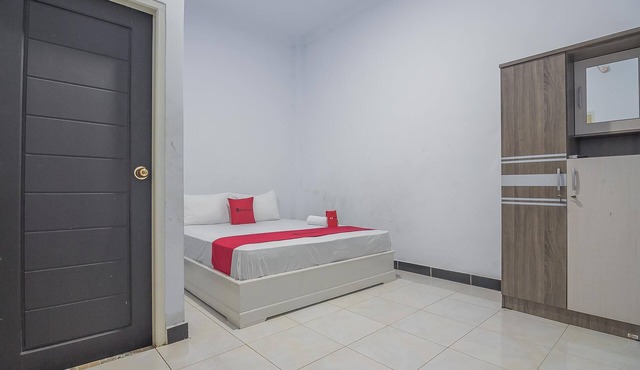 RedDoorz Syariah near Ramayana Mall Tarakan