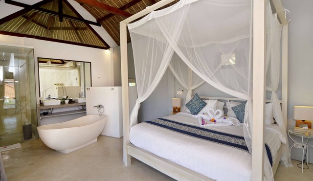 Renting Your Own 5 Star Private Villa at the Best Rate in Canggu, Villa Bali 2018 in Bali