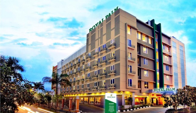 Royal Palm Hotel & Conference Center Cengkareng
