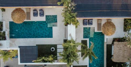 Ruta Villas - 4BR near Nyanyi Beach & Luna Beach Club, 2 Villas Next to Each Other