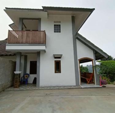 Saung Kuta Village by Surganya Villa in Ciguntur