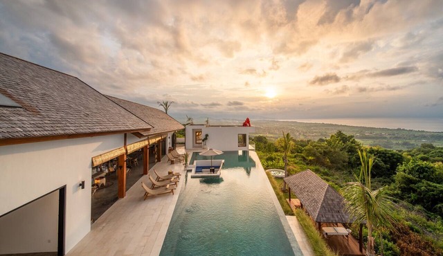 Sea View Infinity Pool | Ocean Views | Near Lovina in Lovina
