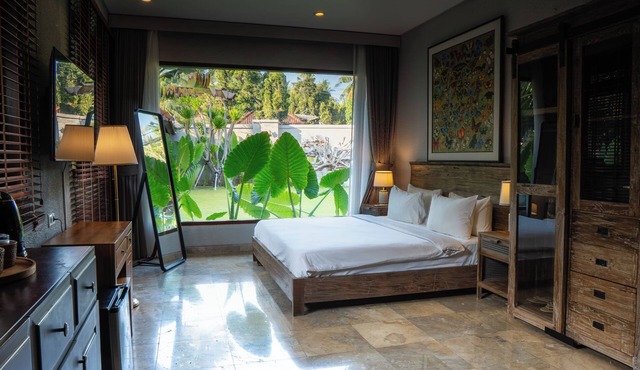 Seaside Oceana Suites by Mahaprana