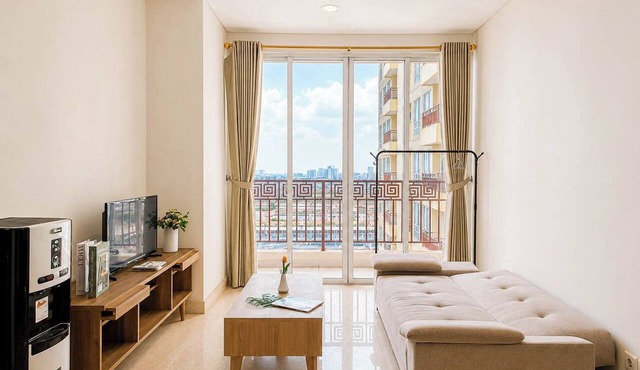 Serene And Spacious 3Br At Apartment Lucky Tower Residence in Jakarta