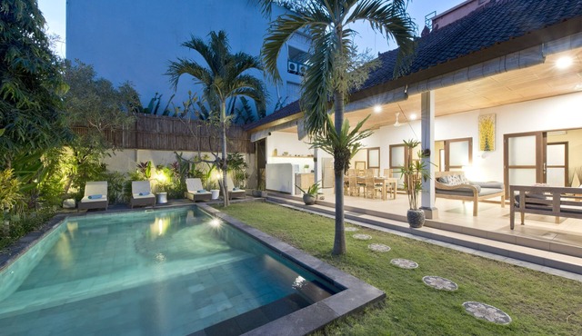 Spacious 3 Bedroom villa, seminyak