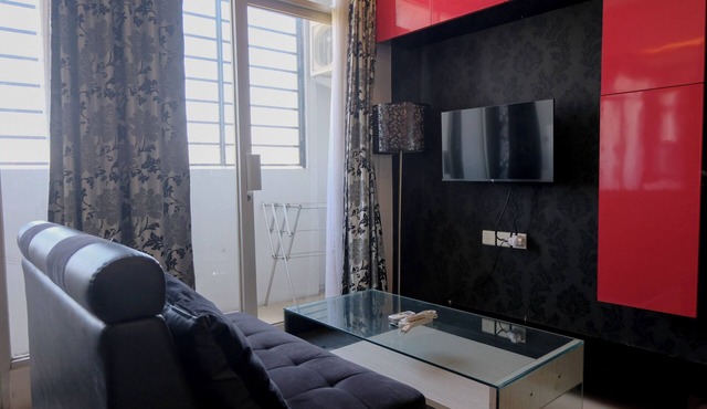 Spacious and Combine 3Br At The Edge Bandung Apartment