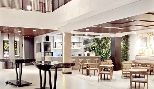 Spot 43 Cafe and Hotel in Bandung