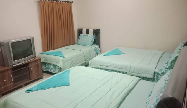 Suite Pakar Hotel in Berastagi