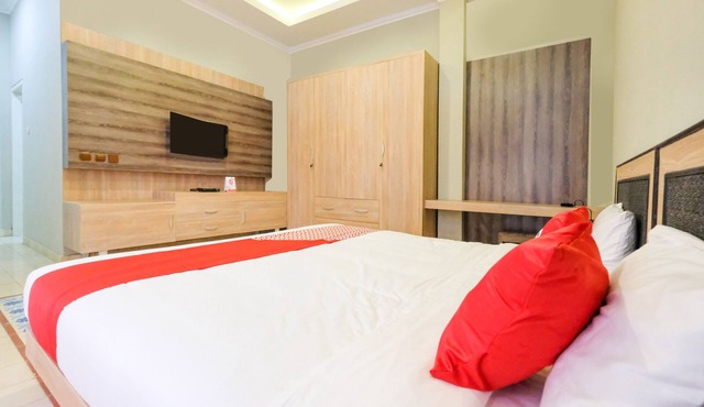 Super OYO Collection O 2383 Andongkoe 64 Salatiga