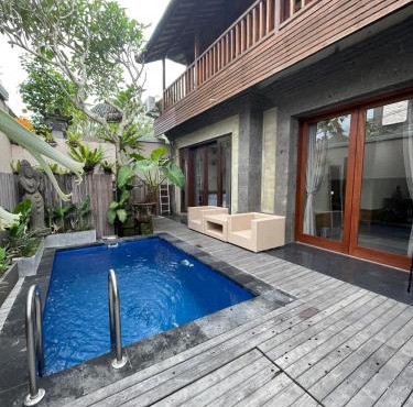 Tanya Selamat in Ubud