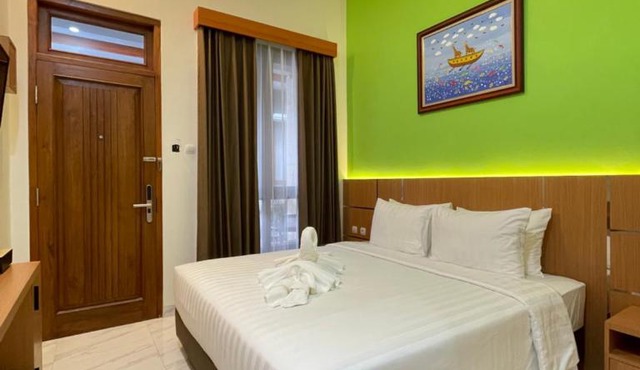 The Cabin Hotel Lovina Bali in Pulau Temukus