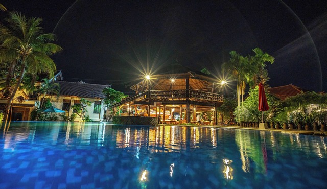 The central lovina hotel & restaurant