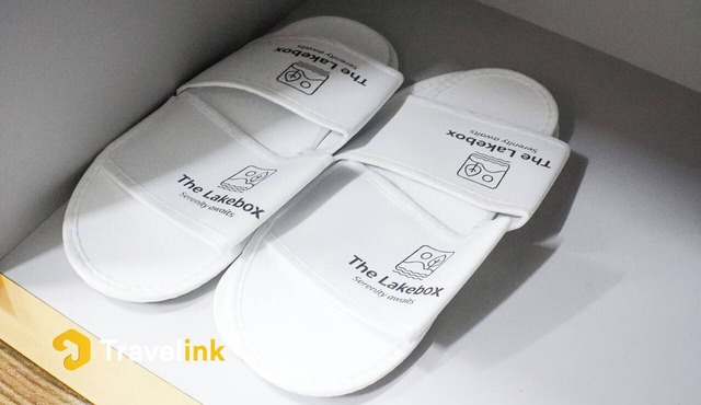 The Lakebox Menjer by Travelink in Garung