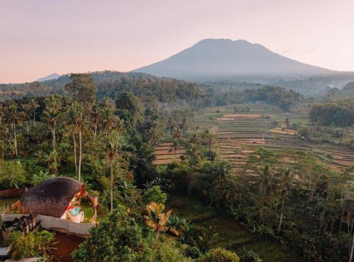 The Mundis Bali Villa - Bamboo Retreat with Private Pool & Mount Agung View