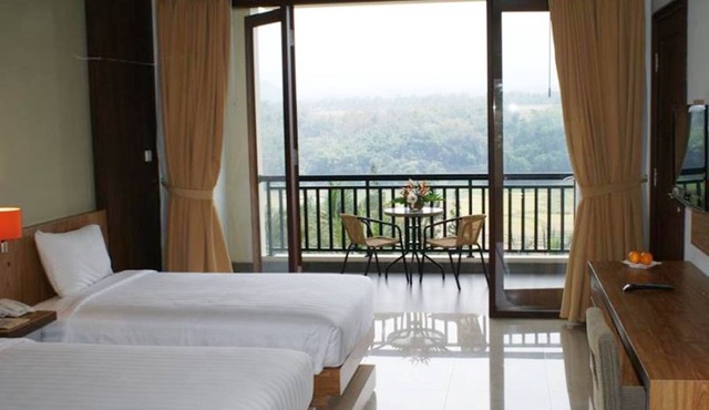 The Oxalis Regency Hotel Magelang