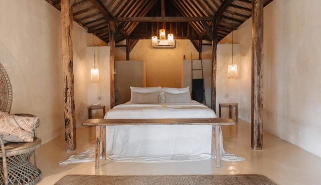 The Yellow Door Spa & Retreat Houses