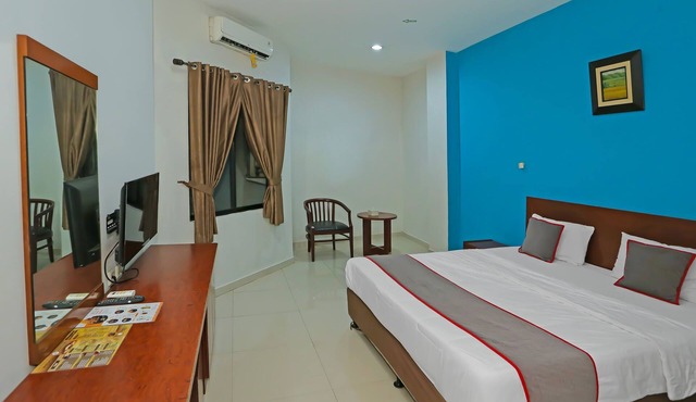 Townhouse OAK Hotel Fiducia Pasar Minggu in Jakarta