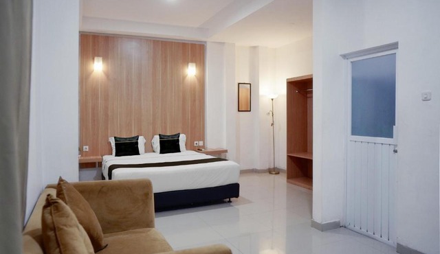 Townhouse Oak Polamas Residence