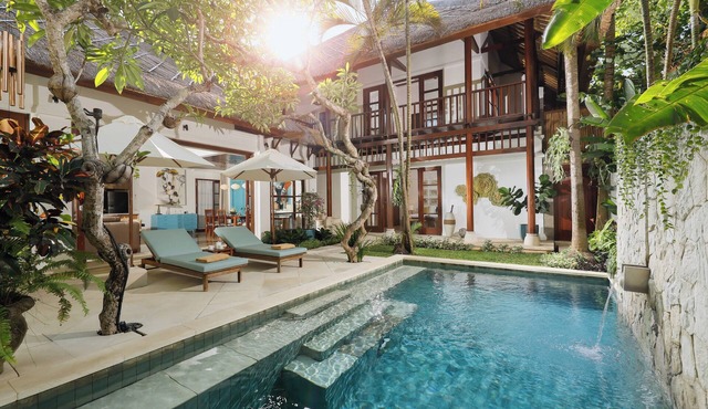 Tranquil Beachside 2BR Pool Villa Jimbaran