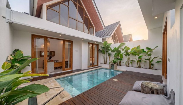 Tropical 2BR w Pool By Canggu's Best Beaches in Kota Denpasar
