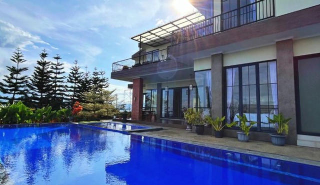 Twinpine villa