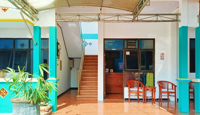 TwoSpaces Living at Sutomo Homestay
