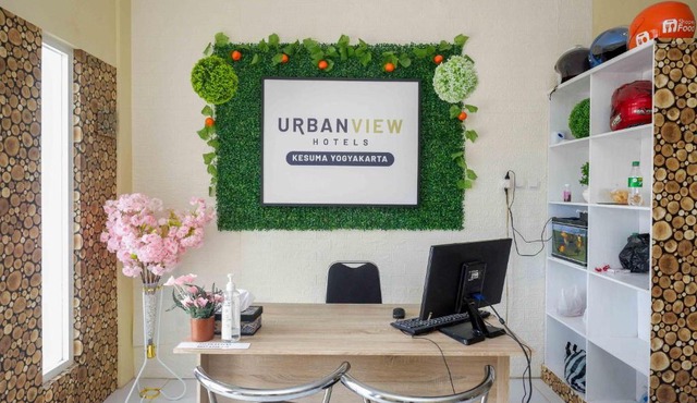 Urbanview Hotel Jogja City Mall