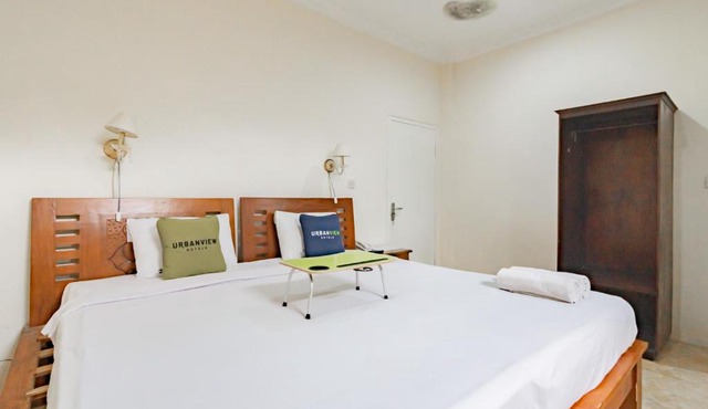 Urbanview Hotel Mon Bel Cibodas by RedDoorz in Gegarbensang