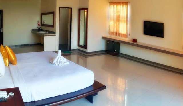Vanda Gardenia Hotel & Resort in Trawas