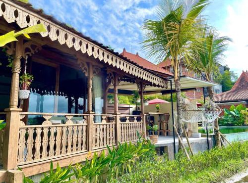 Villa Kayu, a cozy 1 BR cabin with breathtaking paddy views
