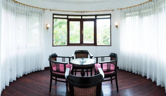 Villa Lovender Klub Bunga A14 in Batu