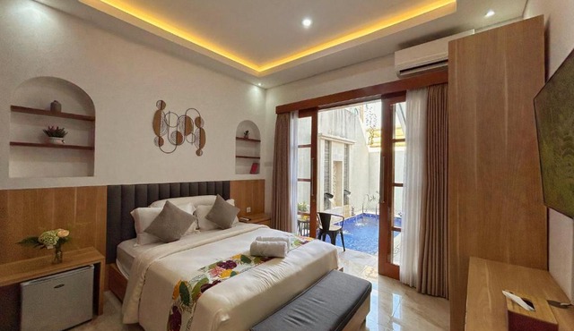 Villa Nakula Kuta - 2BR with Pool in Good Location in Legian
