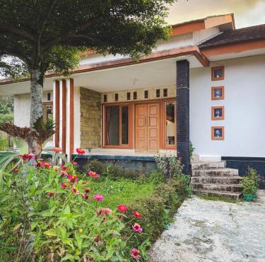 Villa Restu 5 Cozy 2BR Mountain View in Puncak
