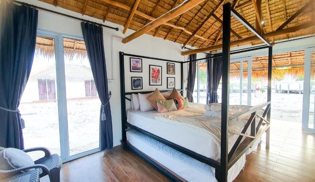 Viovio Beach & Resort in Galang