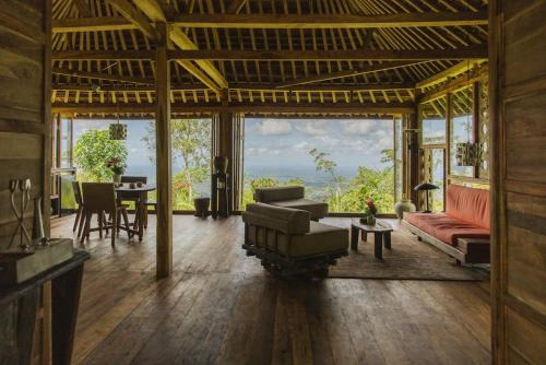 Wabi-sabi Lodge