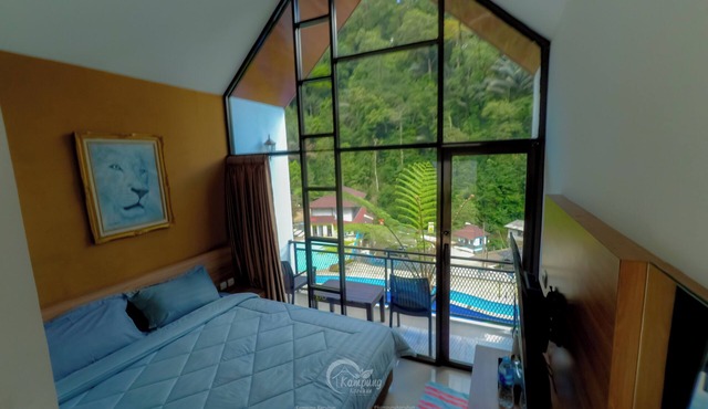 wisata kampung karuhun eco green park